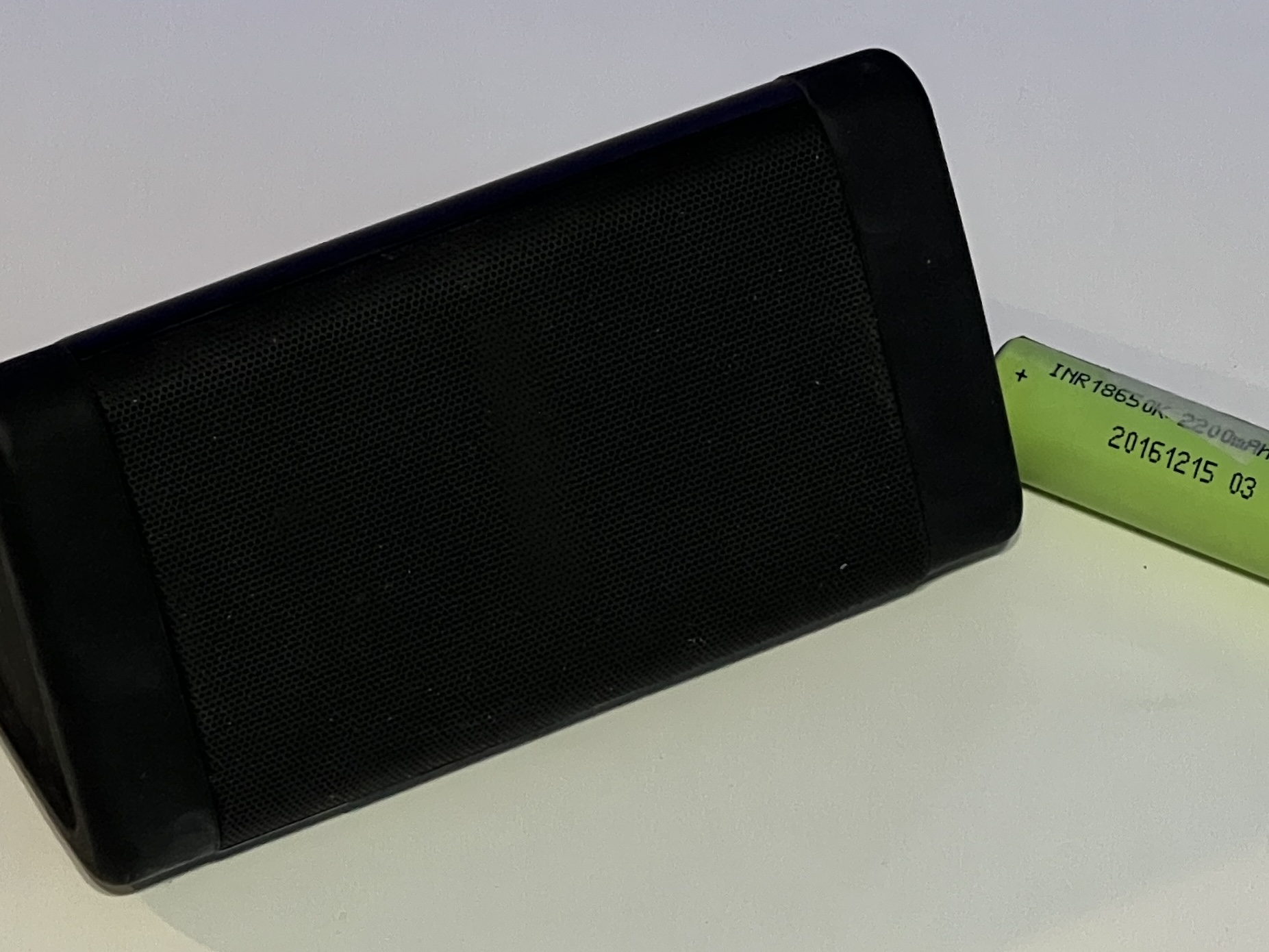 OontZ Bluetooth Speaker and Old 18650 Battery